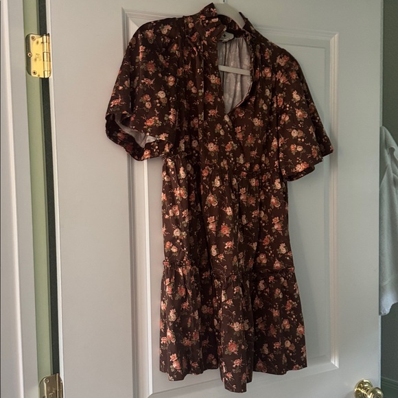 Tuckernuck Dresses & Skirts - Tuckernuck Dress- size small tuckernuck